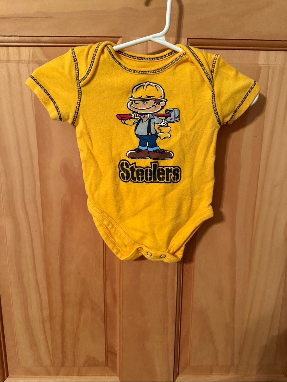 Like New, Pittsburgh Steelers Baby Onesie Size 0/3 Months